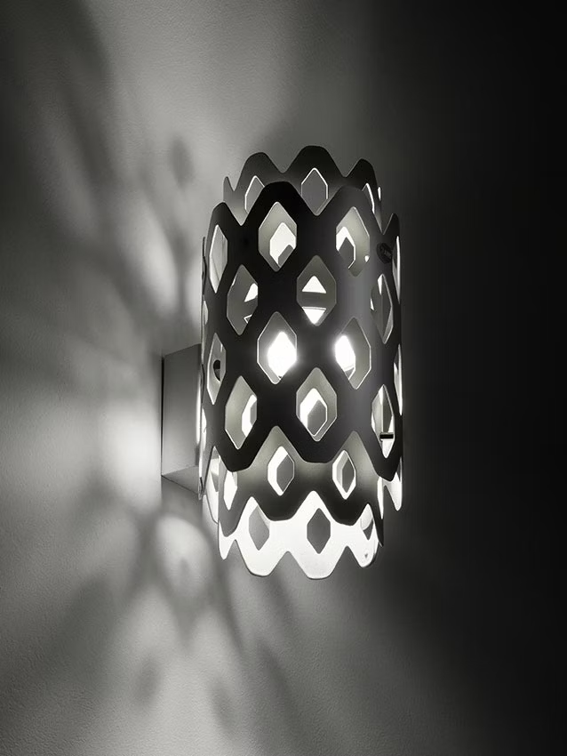 картинка Уличные настенные светильники Бра SLAMP Charlotte outdoor CHRWM00ANT000LDOUDEU
