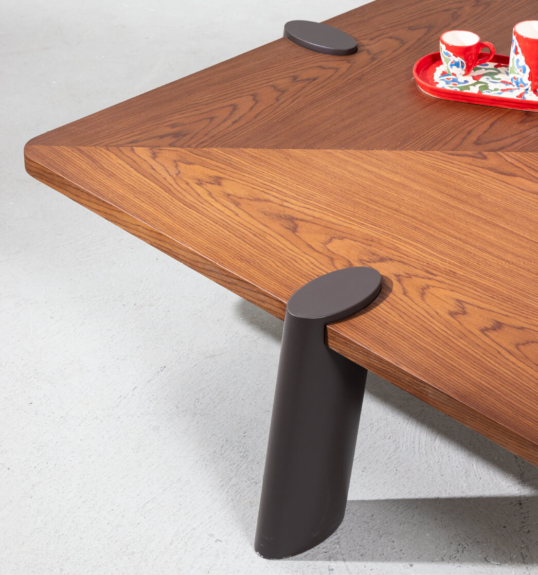 картинка Столики Столик TOGO Guzzi CENTER TABLE