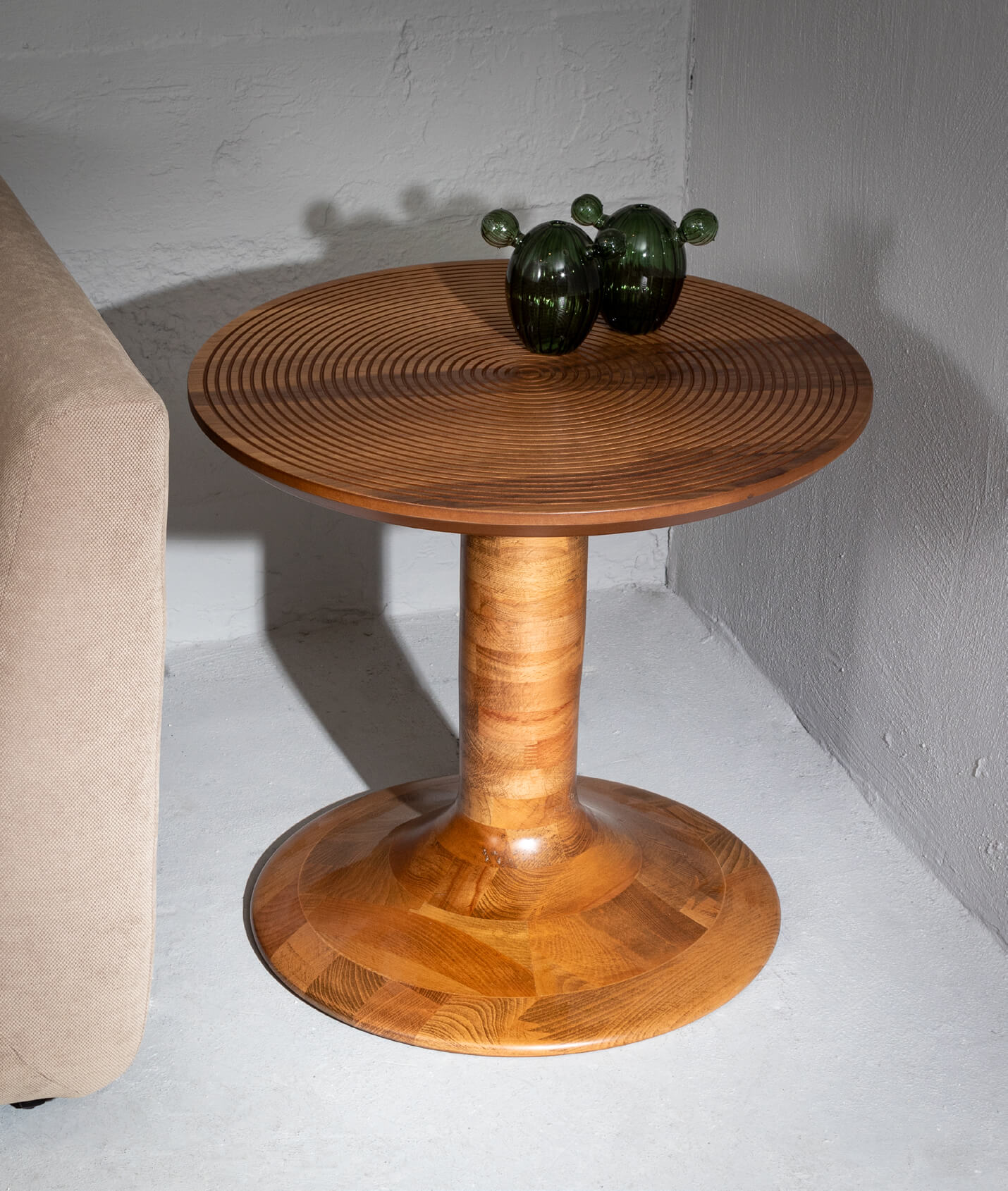 картинка Столики Столик TOGO Key SIDE TABLE