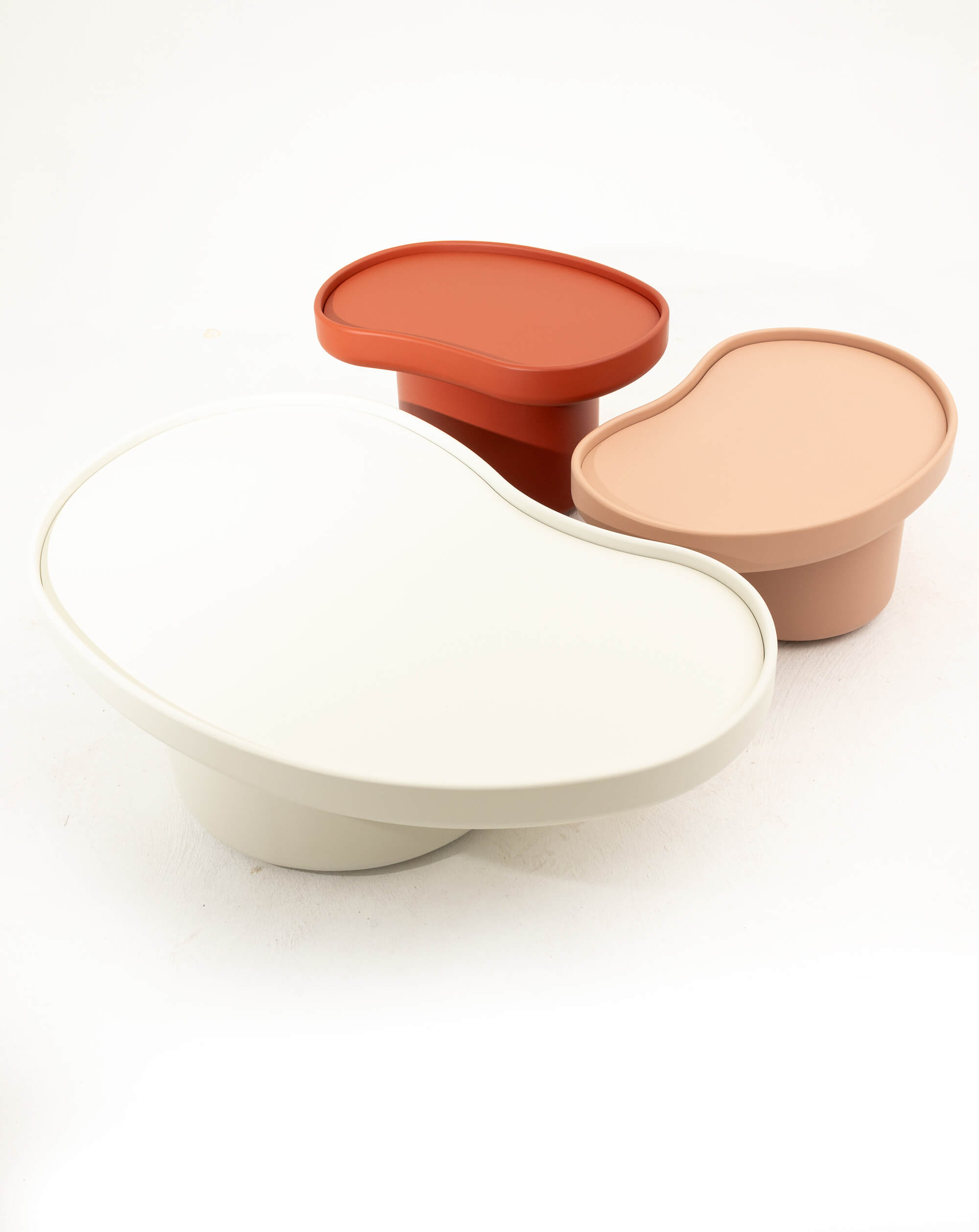 картинка Столики Столик TOGO Kidney SIDE TABLE 