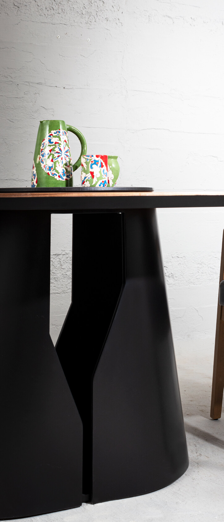 картинка Обеденные гарнитуры Стол обеденный TOGO Moment DINING TABLE