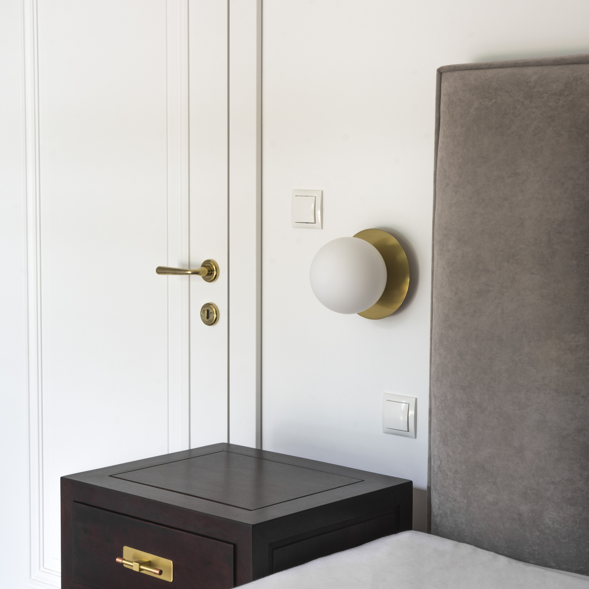 картинка Современные бра Бра CosmoLight Cape Town W01063BR