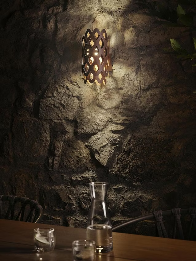 картинка Уличные настенные светильники Бра SLAMP Charlotte outdoor CHRWM00CRT000LDOUDEU