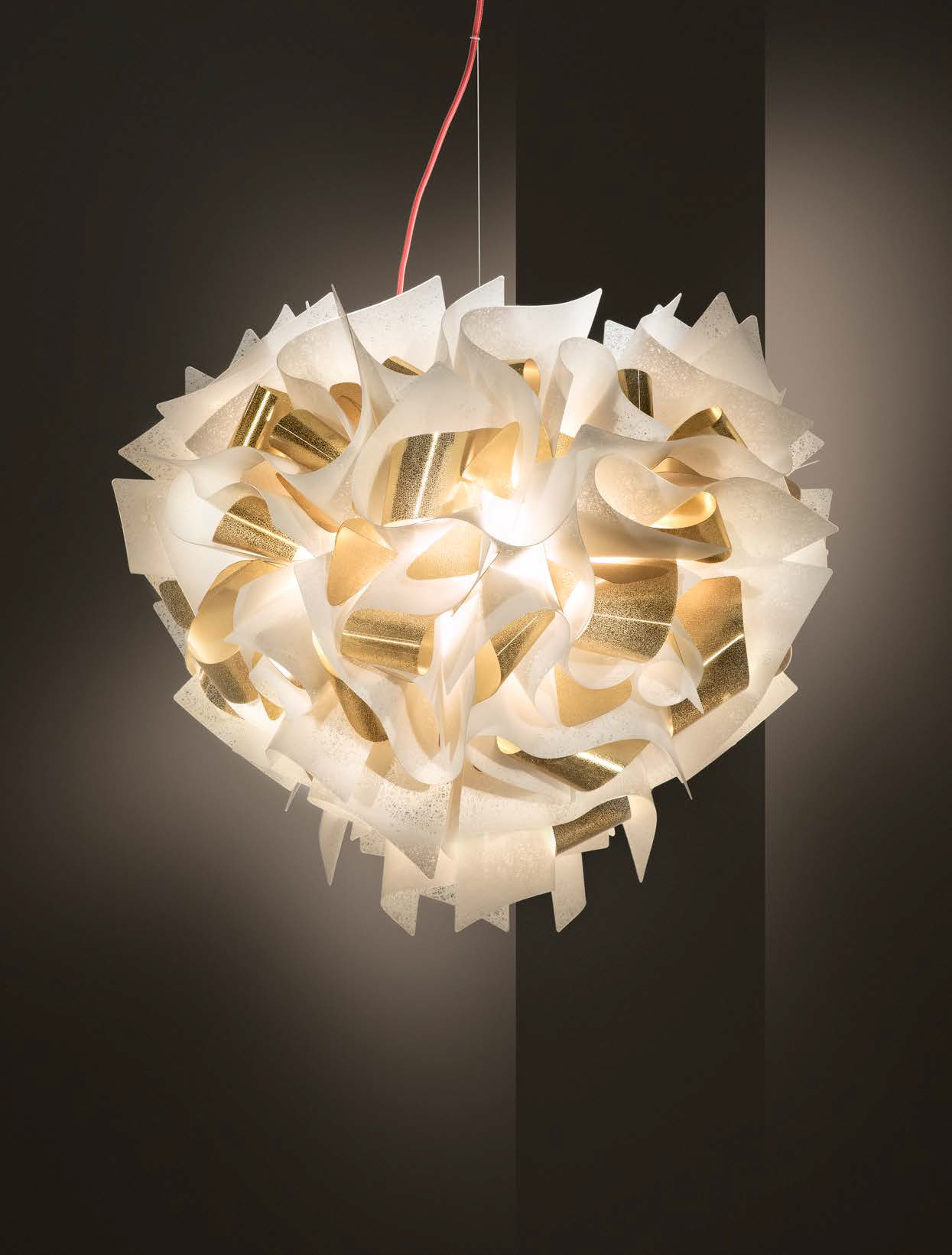 картинка Современные подвесные светильники Подвесной светильник SLAMP Veli S VELSS00WHG01R00000EU