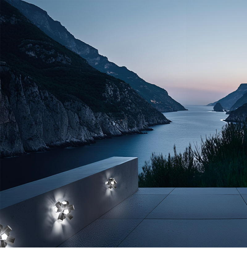 картинка Уличные настенные светильники Бра SLAMP Bang outdoor BNGYS00ANT000LDOUDEU