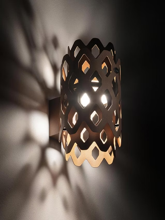 картинка Уличные настенные светильники Бра SLAMP Charlotte outdoor CHRWM00CRT000LDOUDEU