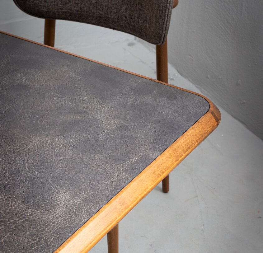 картинка Столики Столик TOGO Modest CAFE TABLE