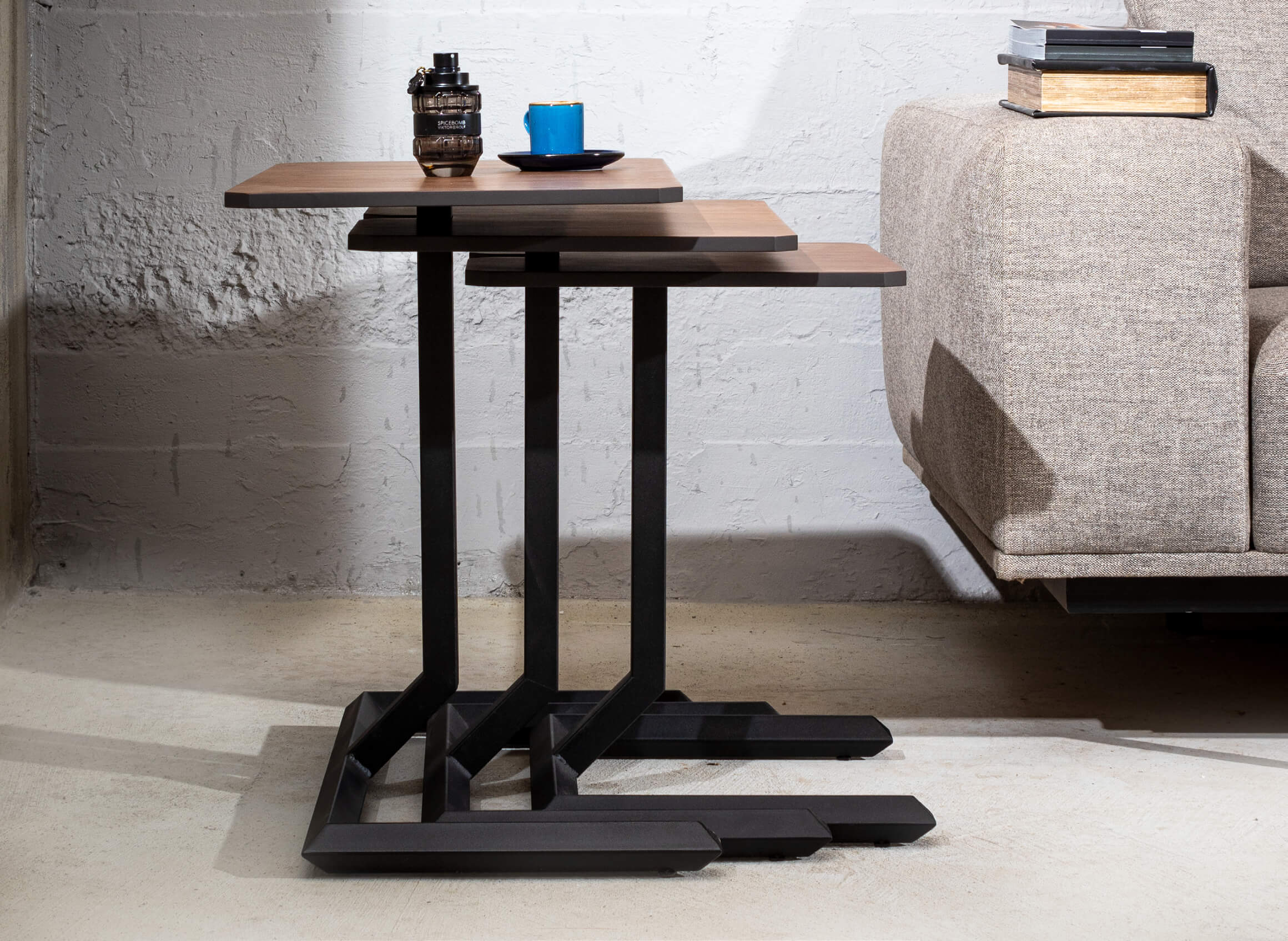 картинка Столики Столик TOGO Trigon SERVICE 2 TABLE