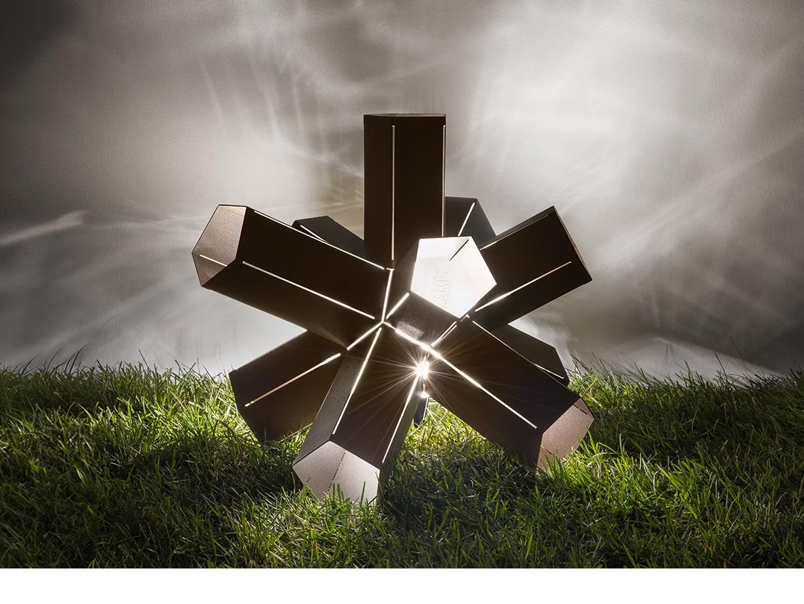 картинка Уличные торшеры Торшер SLAMP Bang outdoor BNGYL00ANT000LDOUDEU